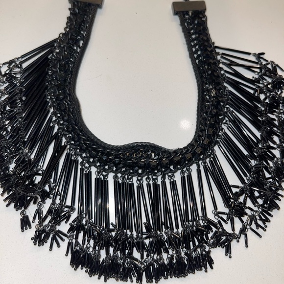 Zara necklace - Picture 3 of 4
